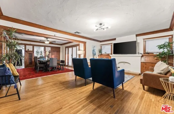 $6,495 | 736 Redondo Avenue, Long Beach, CA 90804