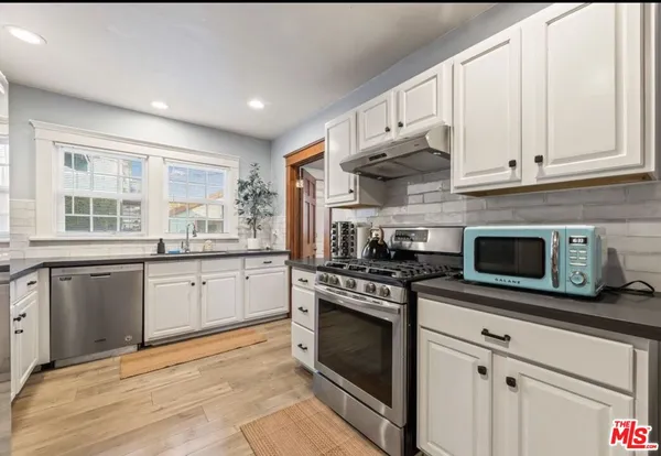 $6,495 | 736 Redondo Avenue, Long Beach, CA 90804
