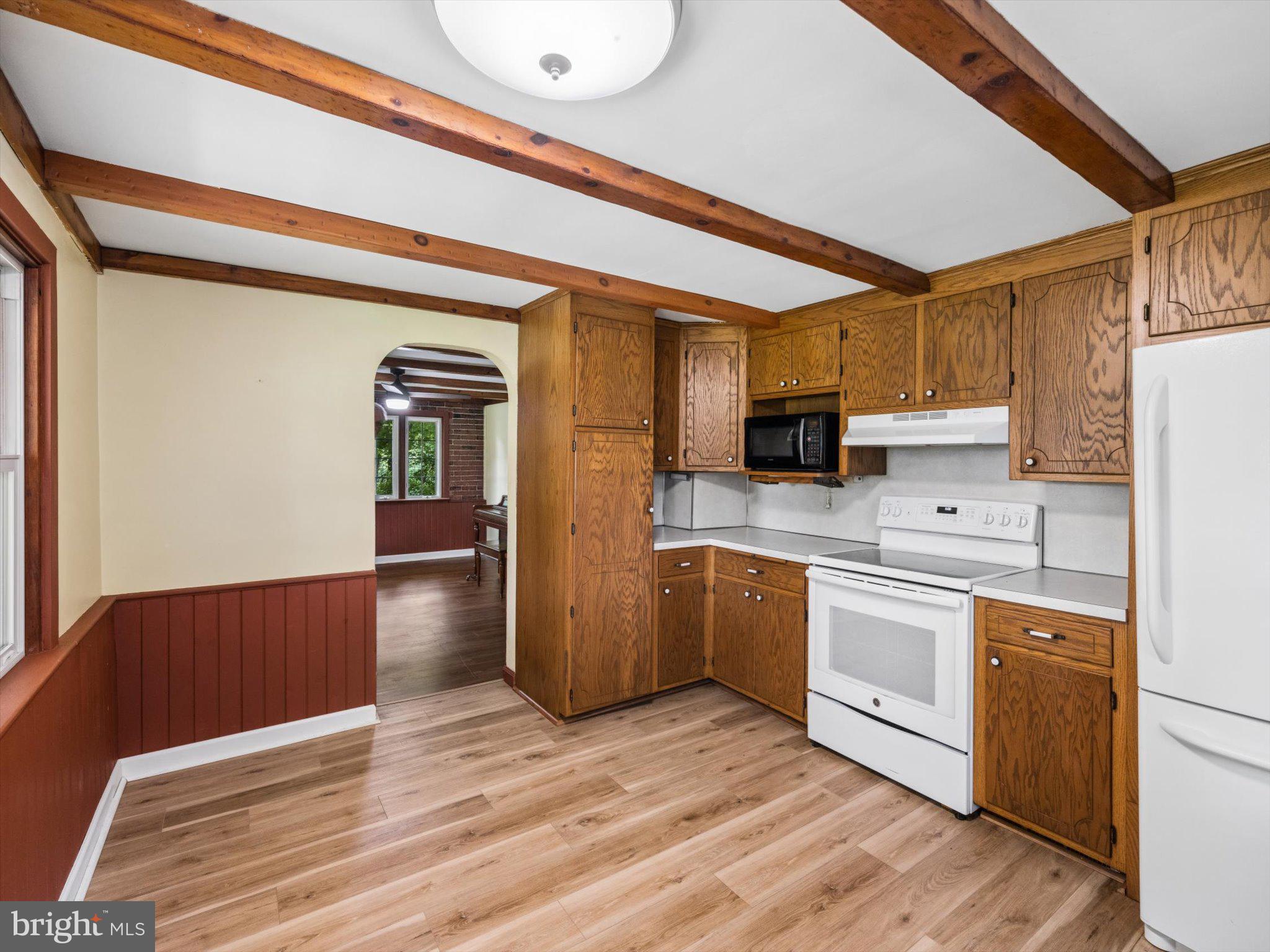2843 Flowing Springs Road Spring City, PA 19475 - Photo 12 of 25 Kitchen