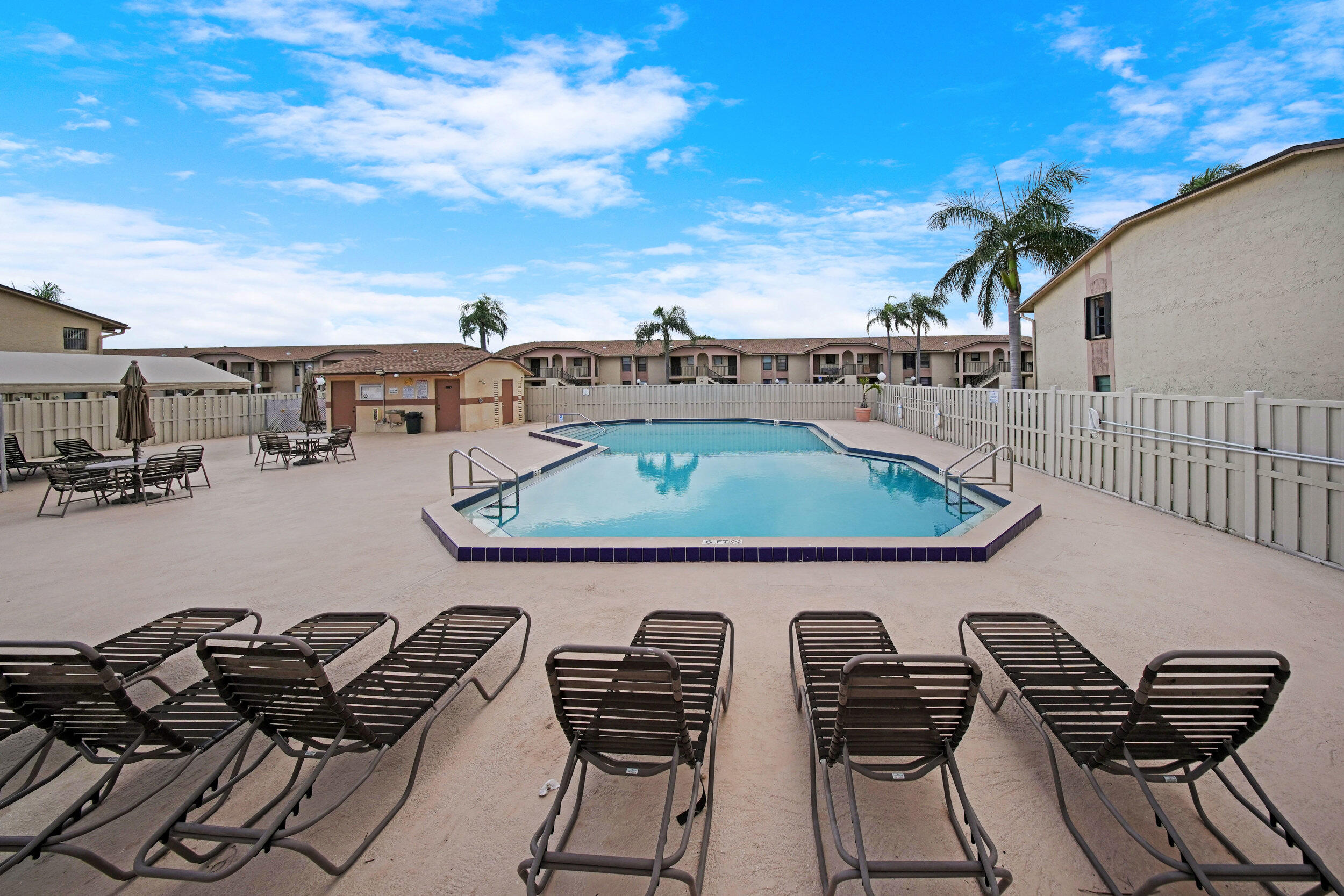 9480 Boca Cove Circle, Unit 415 Boca Raton, FL 33428 - Photo 23 of 25