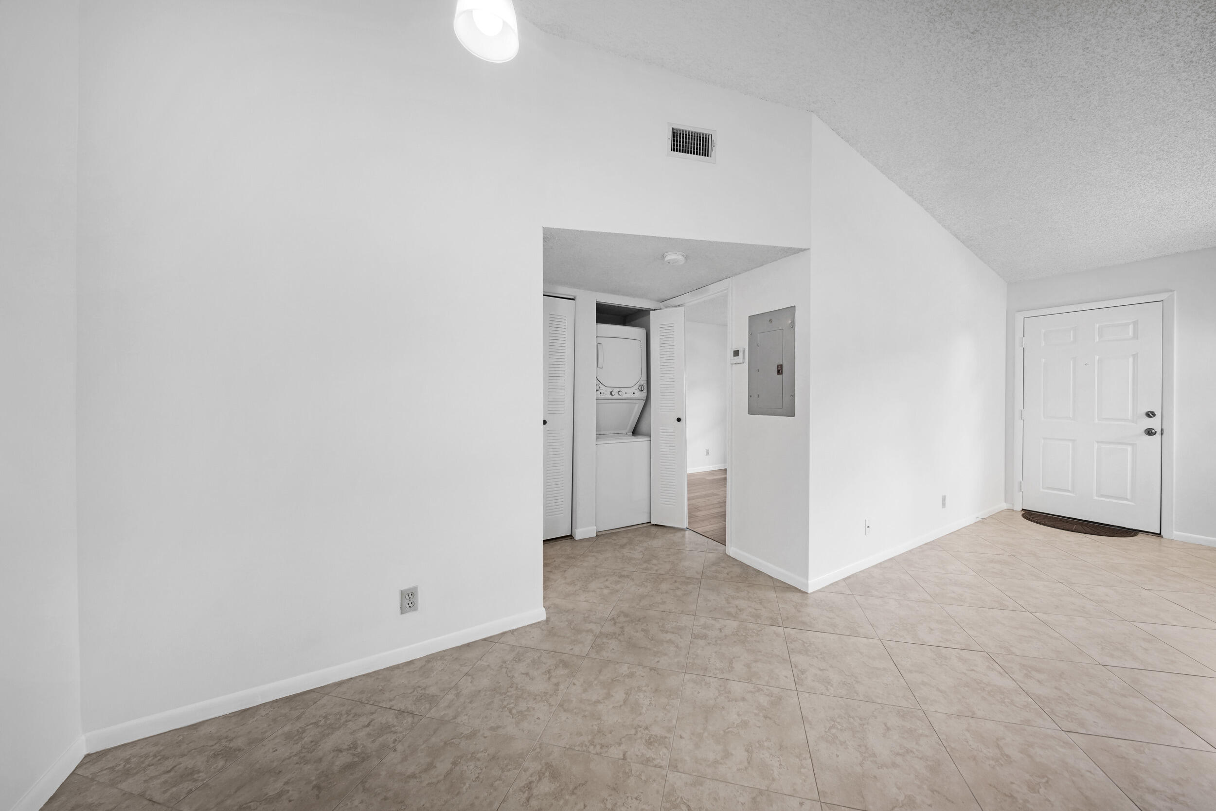 9480 Boca Cove Circle, Unit 415 Boca Raton, FL 33428 - Photo 7 of 25