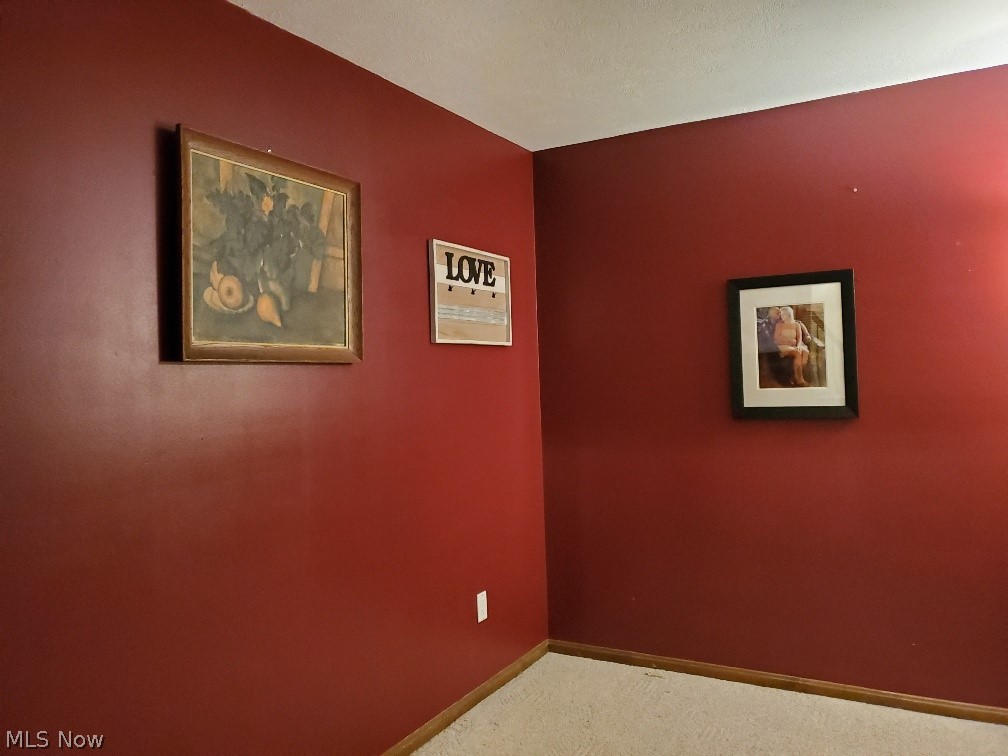 10441 Ridge Road North Royalton, OH 44133 - Photo 4 of 27 Gallery Image 4