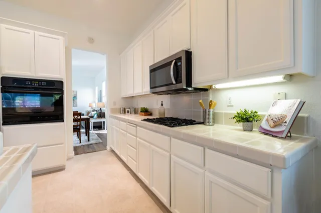 $569,900 | 3116 Dovehouse Lane, Modesto, CA 95355