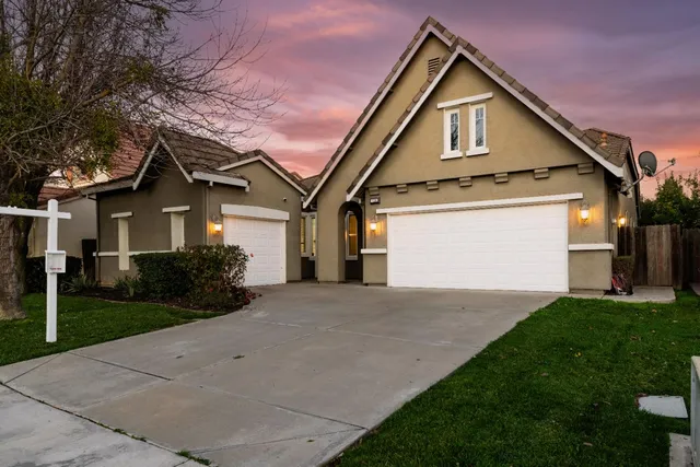 $569,900 | 3116 Dovehouse Lane, Modesto, CA 95355
