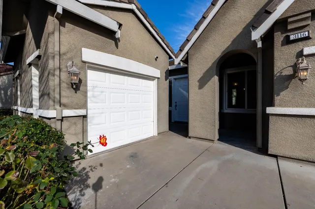 $569,900 | 3116 Dovehouse Lane, Modesto, CA 95355