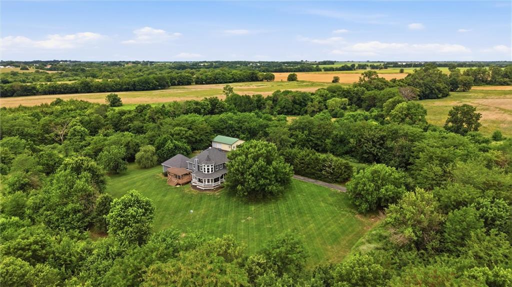 25290 Quivira Road Louisburg, KS 66053 - Photo 4 of 41