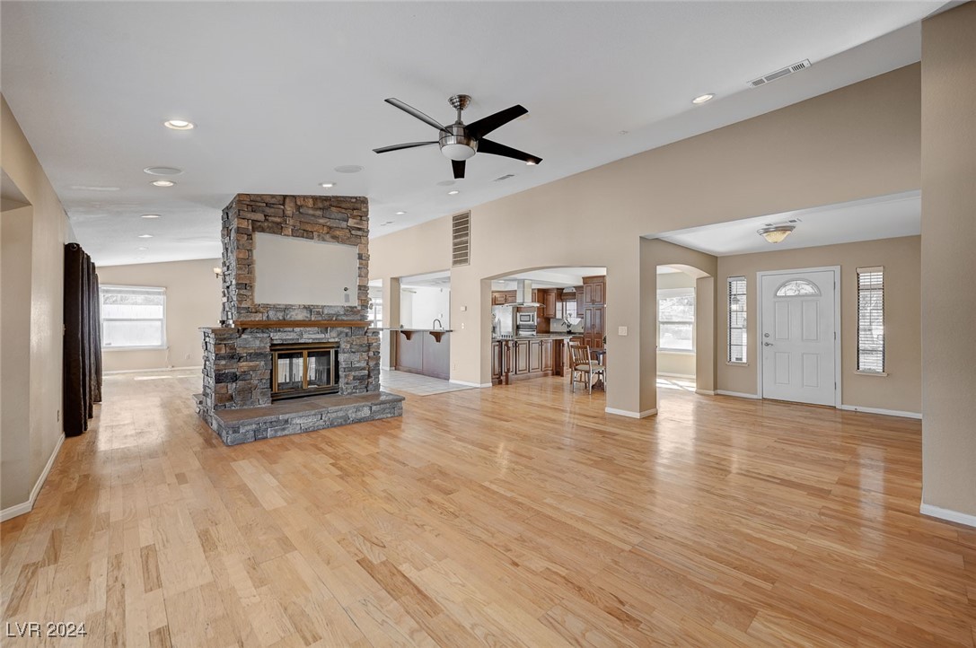 2211 Lucerne Circle Henderson, NV 89014 - Photo 28 of 64