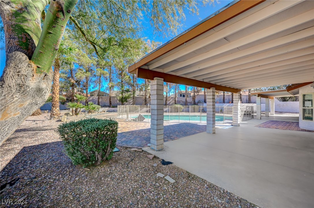 2211 Lucerne Circle Henderson, NV 89014 - Photo 55 of 64