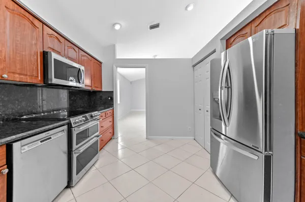 $3,700 | 14066 Glenlyon Court, Delray Beach, FL 33446