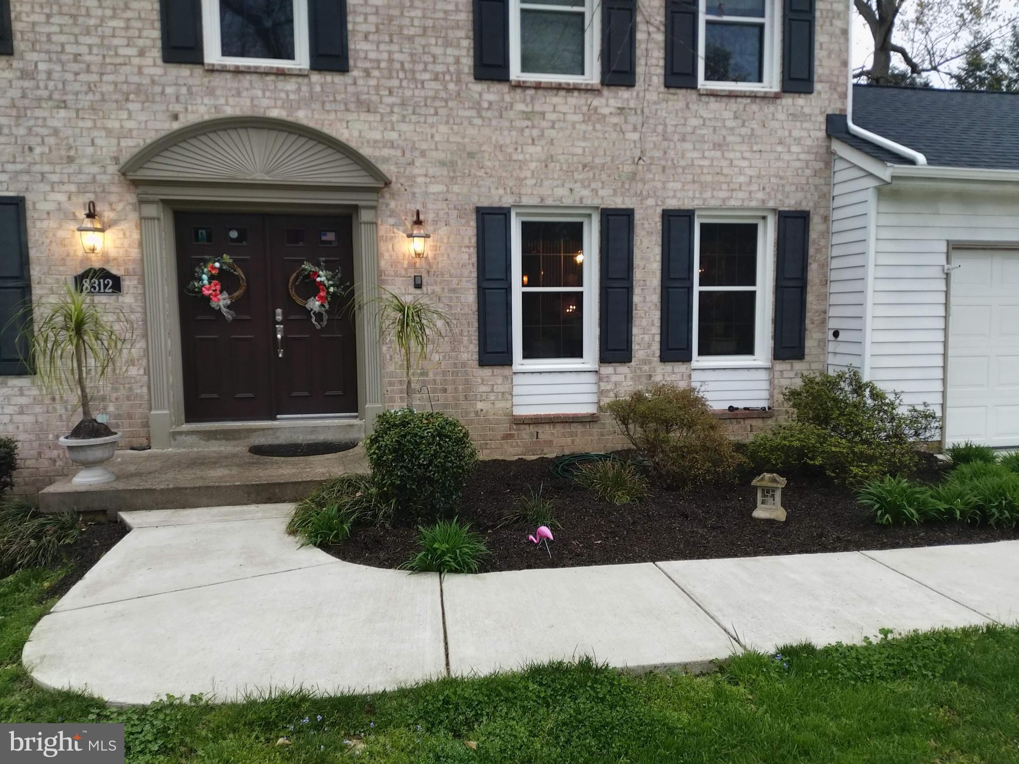 8312 Crown Court Road Alexandria, VA 22308 - Photo 2 of 68 Front walkway