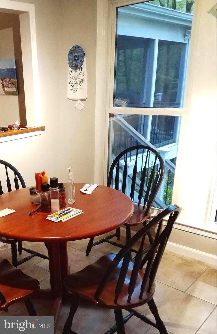8312 Crown Court Road Alexandria, VA 22308 - Photo 19 of 68 Another view of table in kitchen