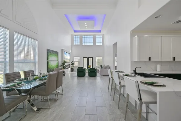 $3,500 | 2007 Que Manor Drive, Houston, TX 77090