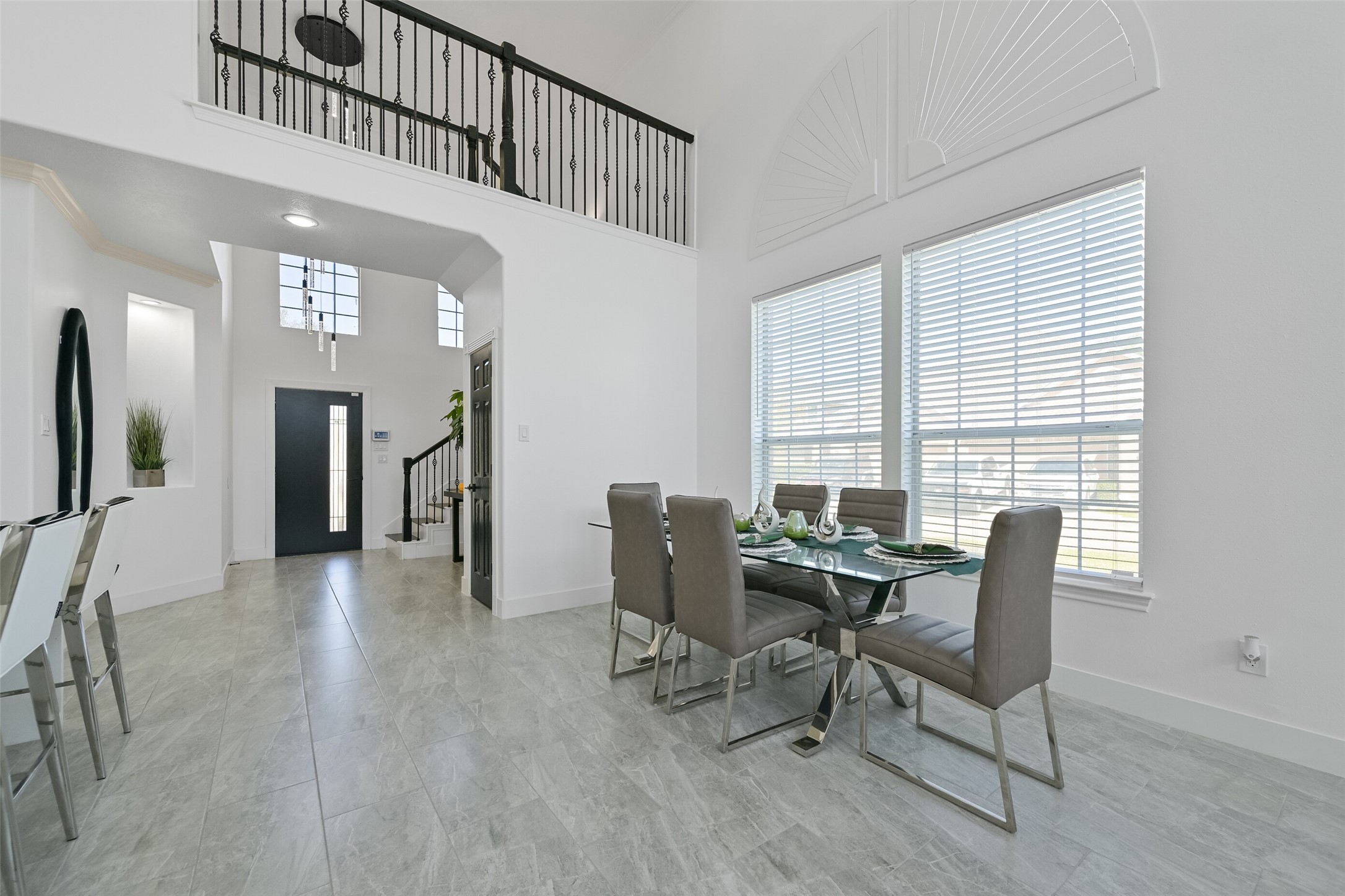 2007 Que Manor Drive Houston, TX 77090 - Photo 12 of 29 a dining room with furniture and window