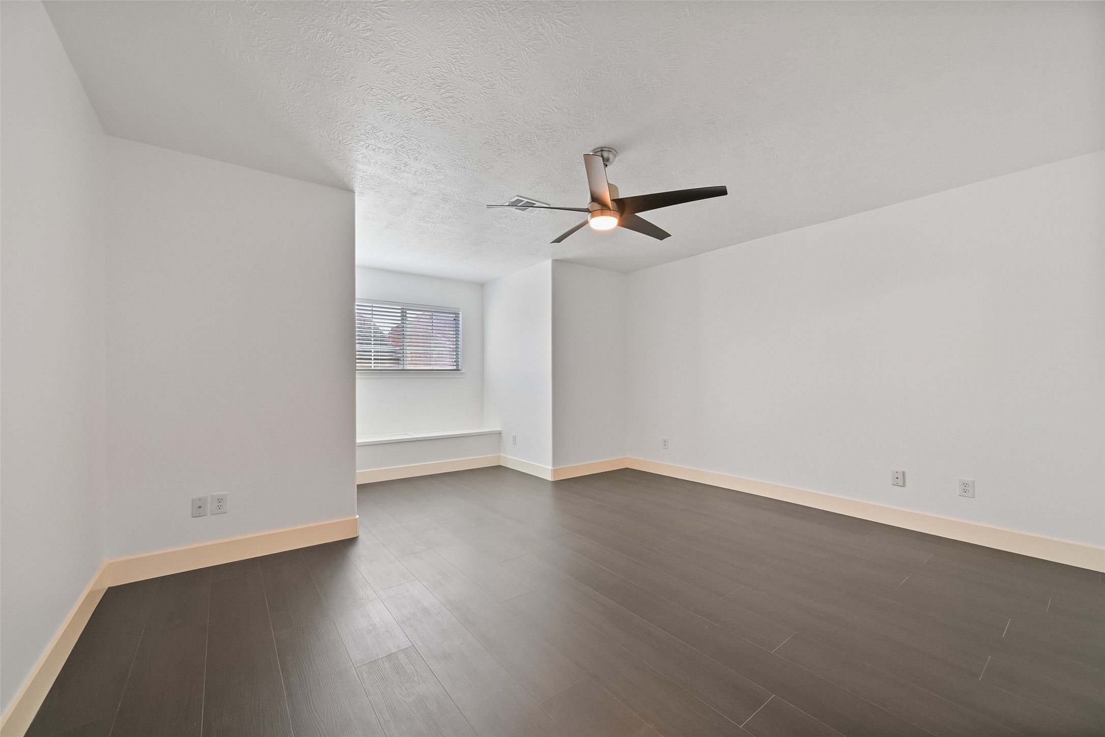 2007 Que Manor Drive Houston, TX 77090 - Photo 26 of 29 a view of an empty room with a window