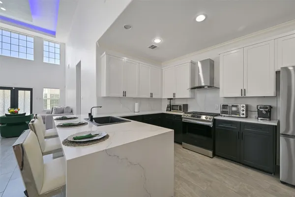 $3,350 | 2007 Que Manor Drive, Houston, TX 77090