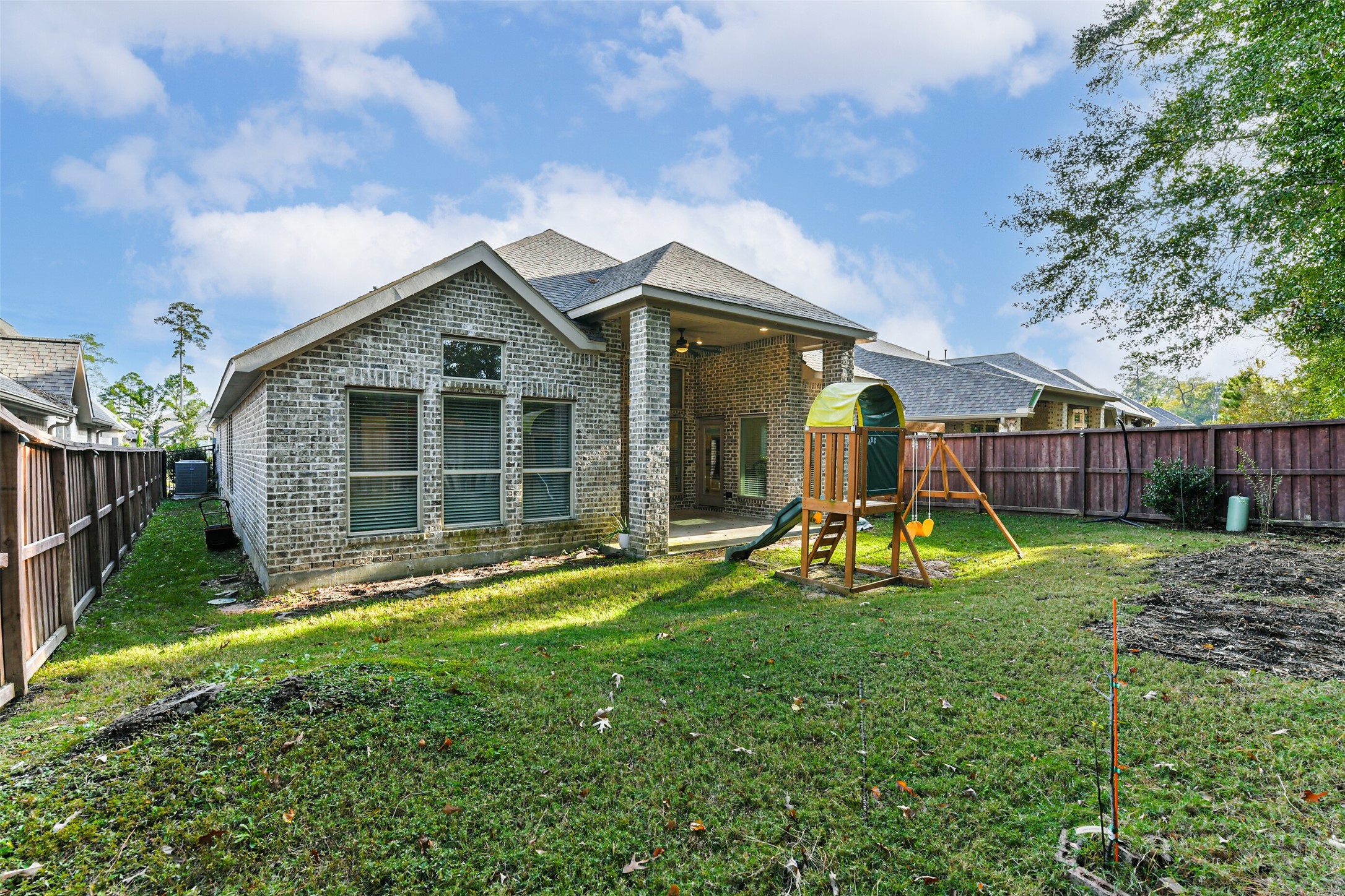 8132 Tyrell Hgts Road Magnolia, TX 77354 - Photo 28 of 40 House has brick on all four sides.