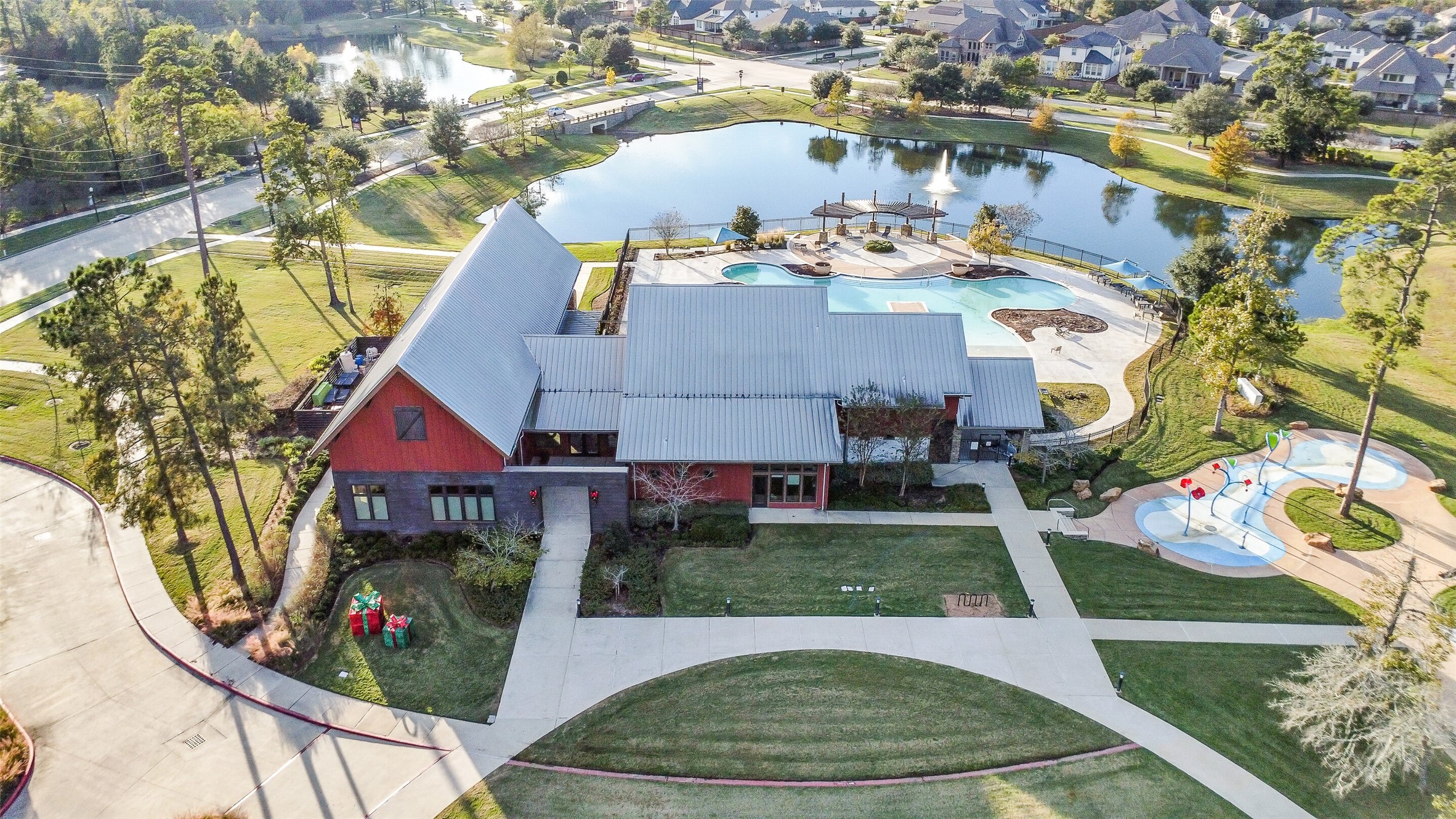 8132 Tyrell Hgts Road Magnolia, TX 77354 - Photo 31 of 40 Neighborhood amenities include a lodge-style clubhouse of around 9,400sqft and resort style swimming pool area and 24-hour fitness center located in the clubhouse.