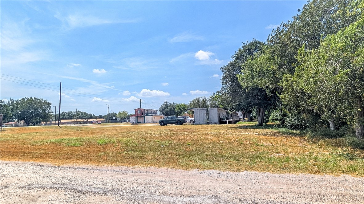 106 West Fulton Street Mathis, TX 78368 - Photo 15 of 16 Gallery Image 15