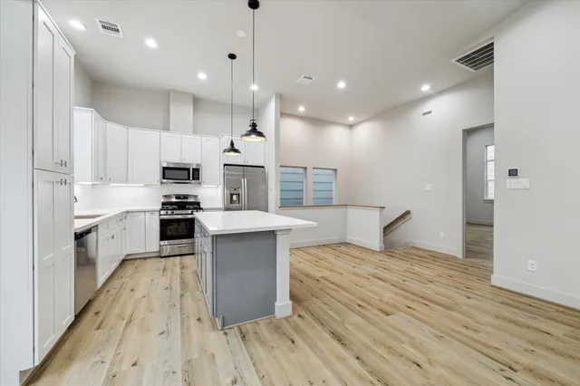 $2,200 | 5233 Hillman Street, Unit C, Houston, TX 77023