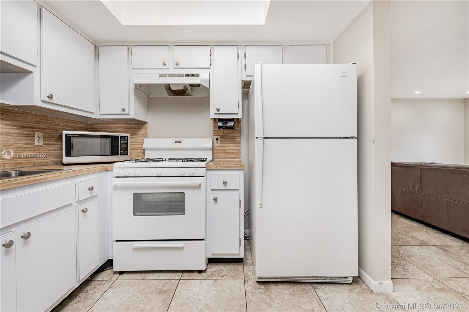 11345 Southwest 109th Road, Unit 56W Miami, FL 33176 - Photo 17 of 36 Gallery Image 17
