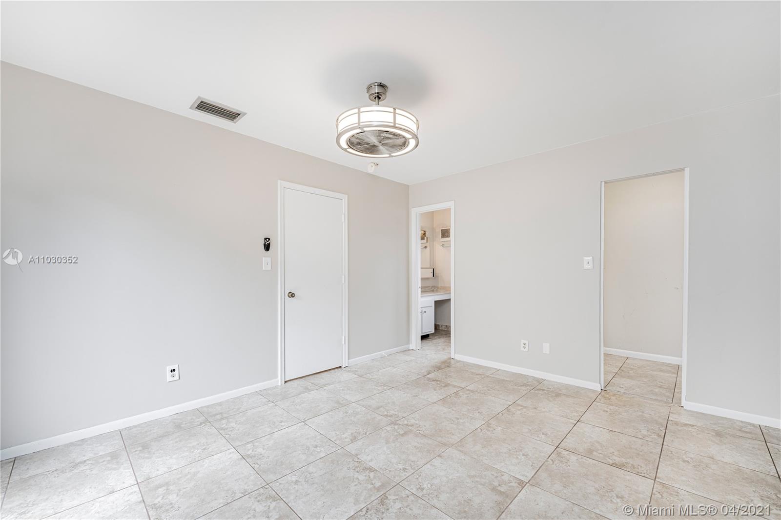 11345 Southwest 109th Road, Unit 56W Miami, FL 33176 - Photo 18 of 36 Gallery Image 18