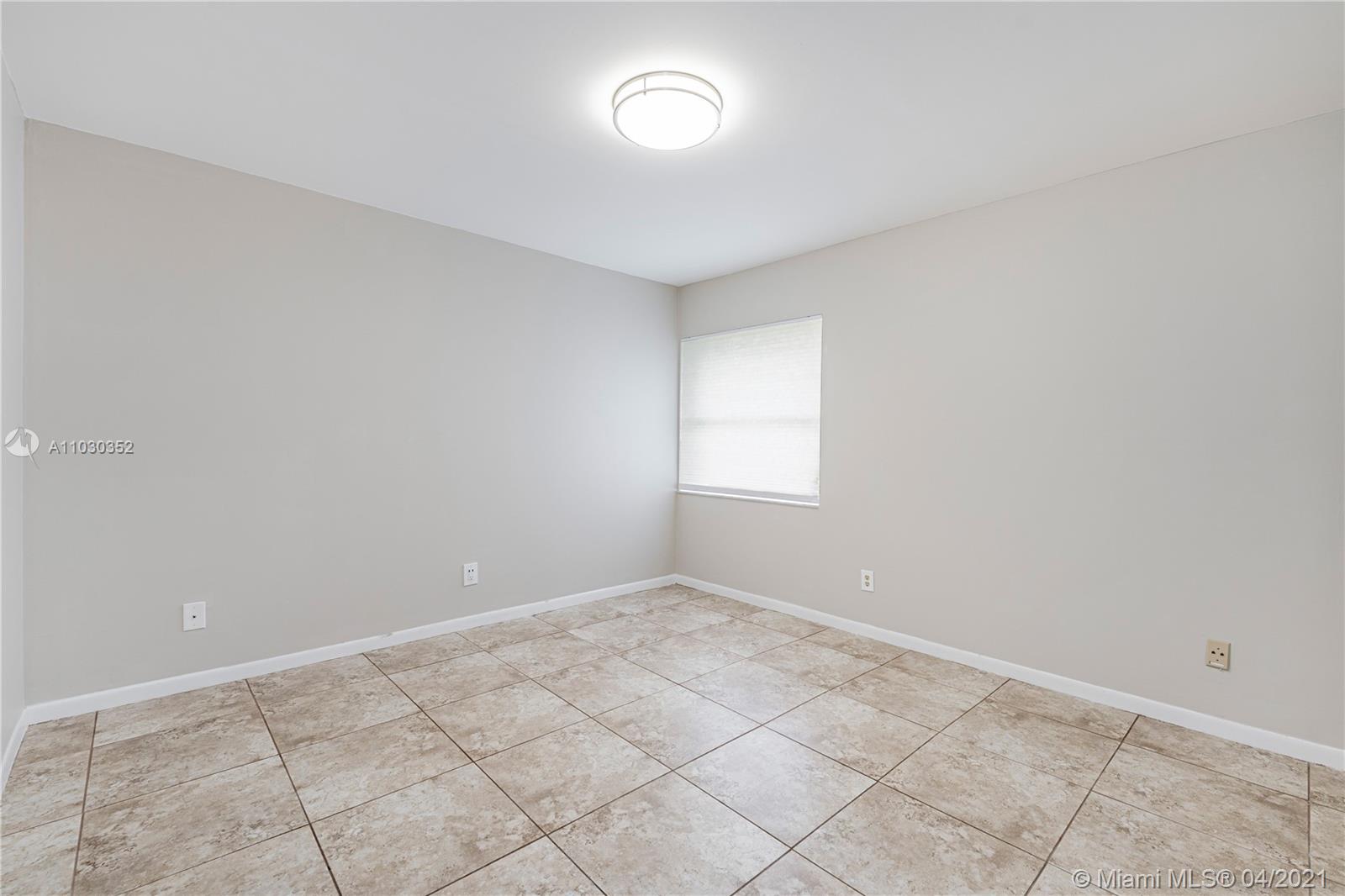 11345 Southwest 109th Road, Unit 56W Miami, FL 33176 - Photo 24 of 36 Gallery Image 24