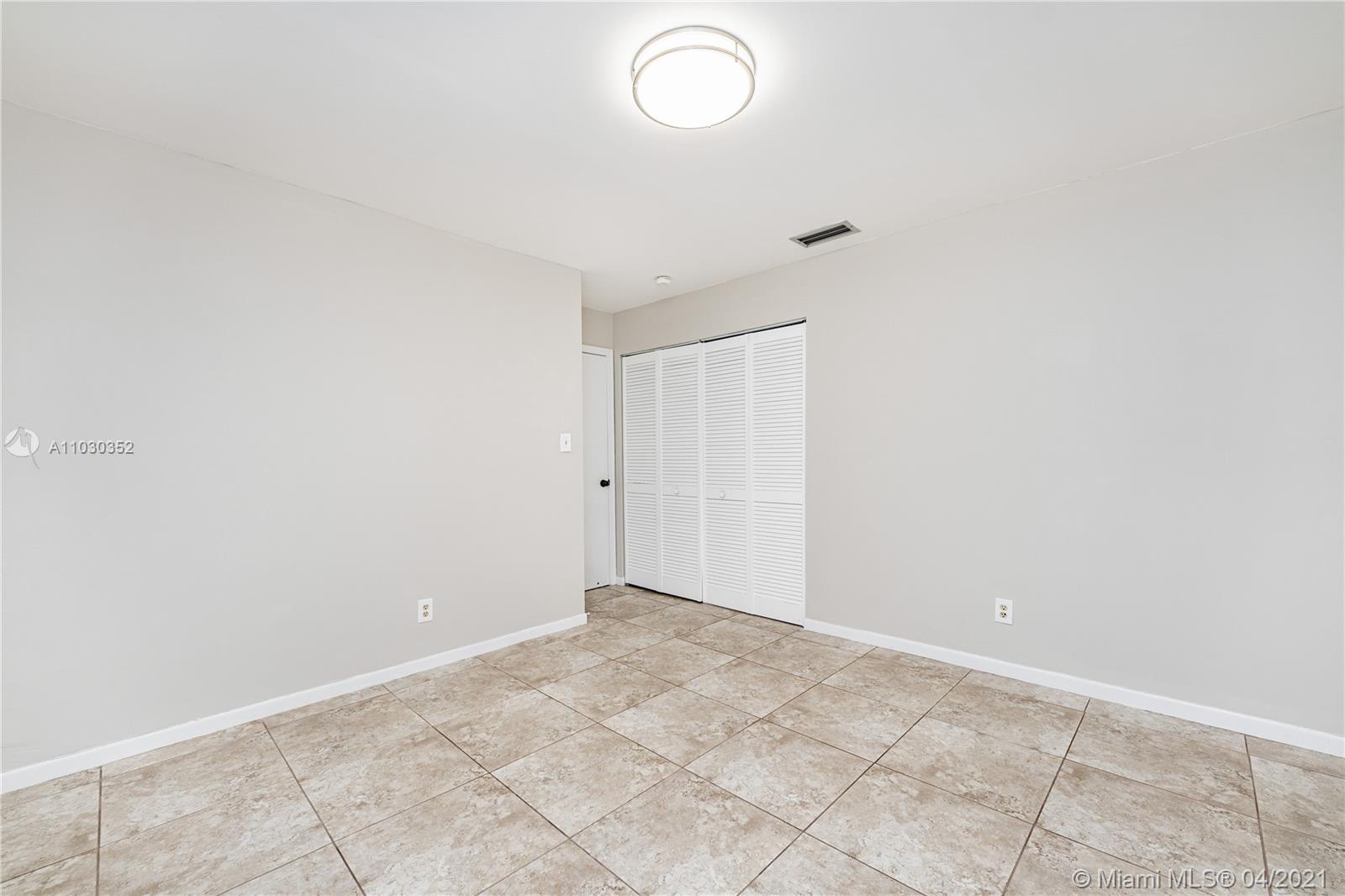 11345 Southwest 109th Road, Unit 56W Miami, FL 33176 - Photo 25 of 36 Gallery Image 25
