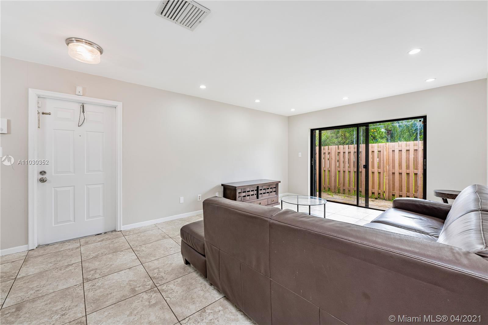 11345 Southwest 109th Road, Unit 56W Miami, FL 33176 - Photo 4 of 36 Gallery Image 4