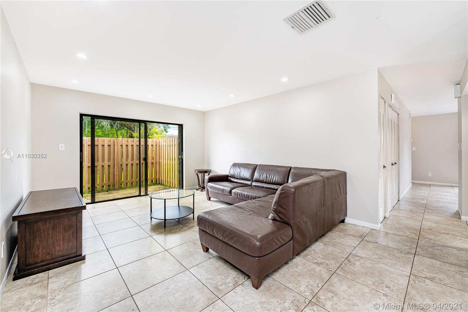 11345 Southwest 109th Road, Unit 56W Miami, FL 33176 - Photo 5 of 36 Gallery Image 5