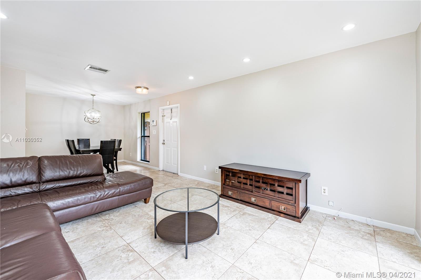 11345 Southwest 109th Road, Unit 56W Miami, FL 33176 - Photo 7 of 36 Gallery Image 7
