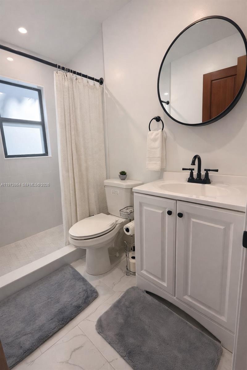 2330 Scott Street Hollywood, FL 33020 - Photo 19 of 37