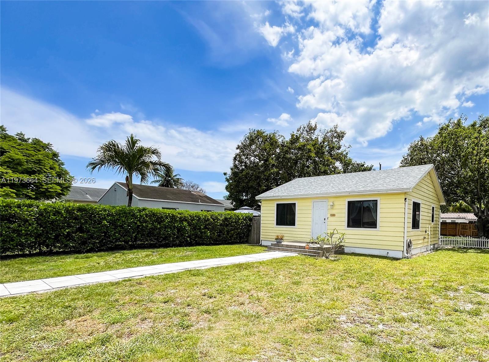 2330 Scott Street Hollywood, FL 33020 - Photo 33 of 37