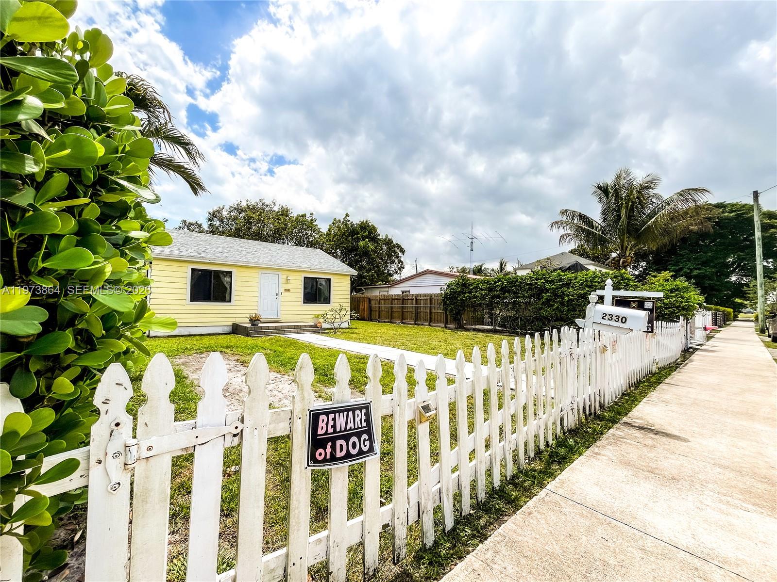 2330 Scott Street Hollywood, FL 33020 - Photo 36 of 37