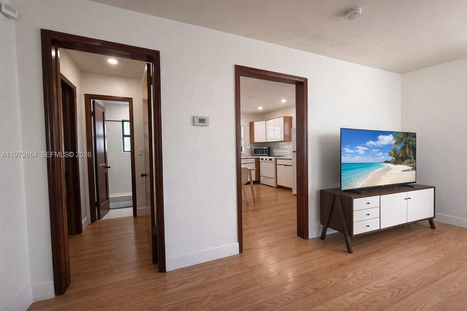 2330 Scott Street Hollywood, FL 33020 - Photo 9 of 37