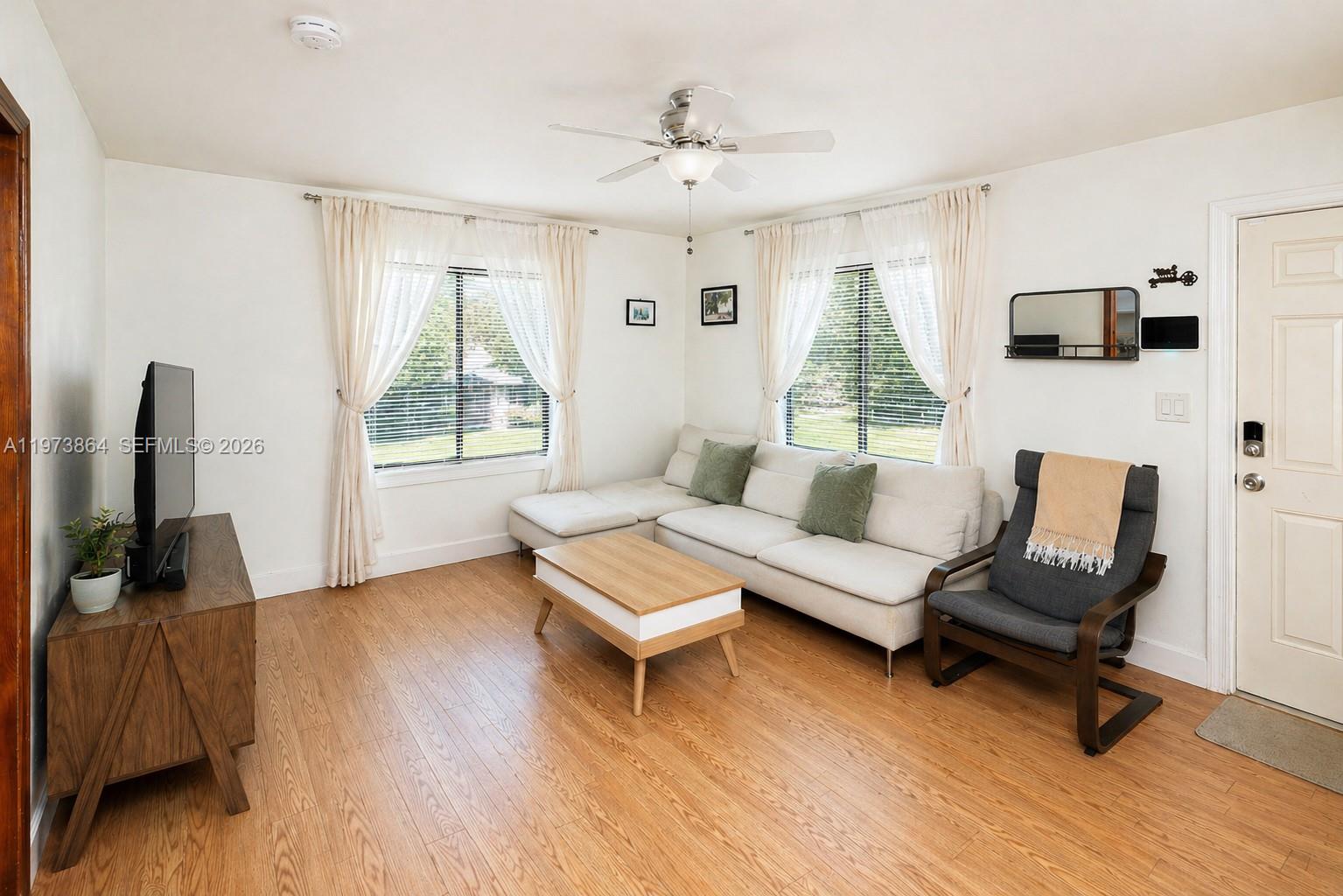 2330 Scott Street Hollywood, FL 33020 - Photo 10 of 37