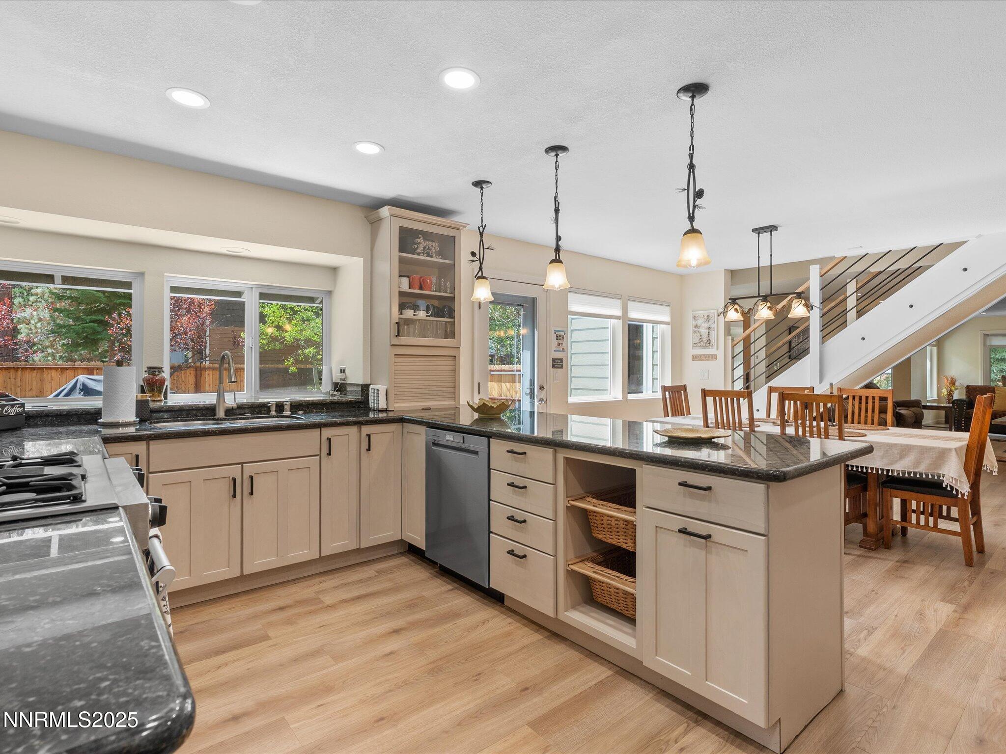 115 Cypress Way Stateline, NV 89449 - Photo 18 of 56 17-115 Cypress Way-116