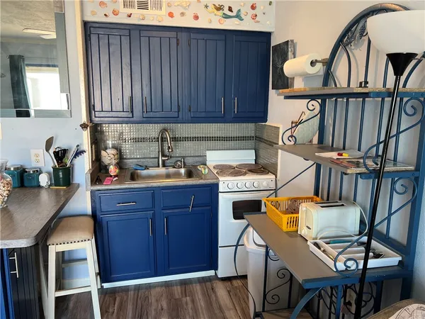 $65,000 | 3938 Surfside Boulevard, Unit 1313, Corpus Christi, TX 78402
