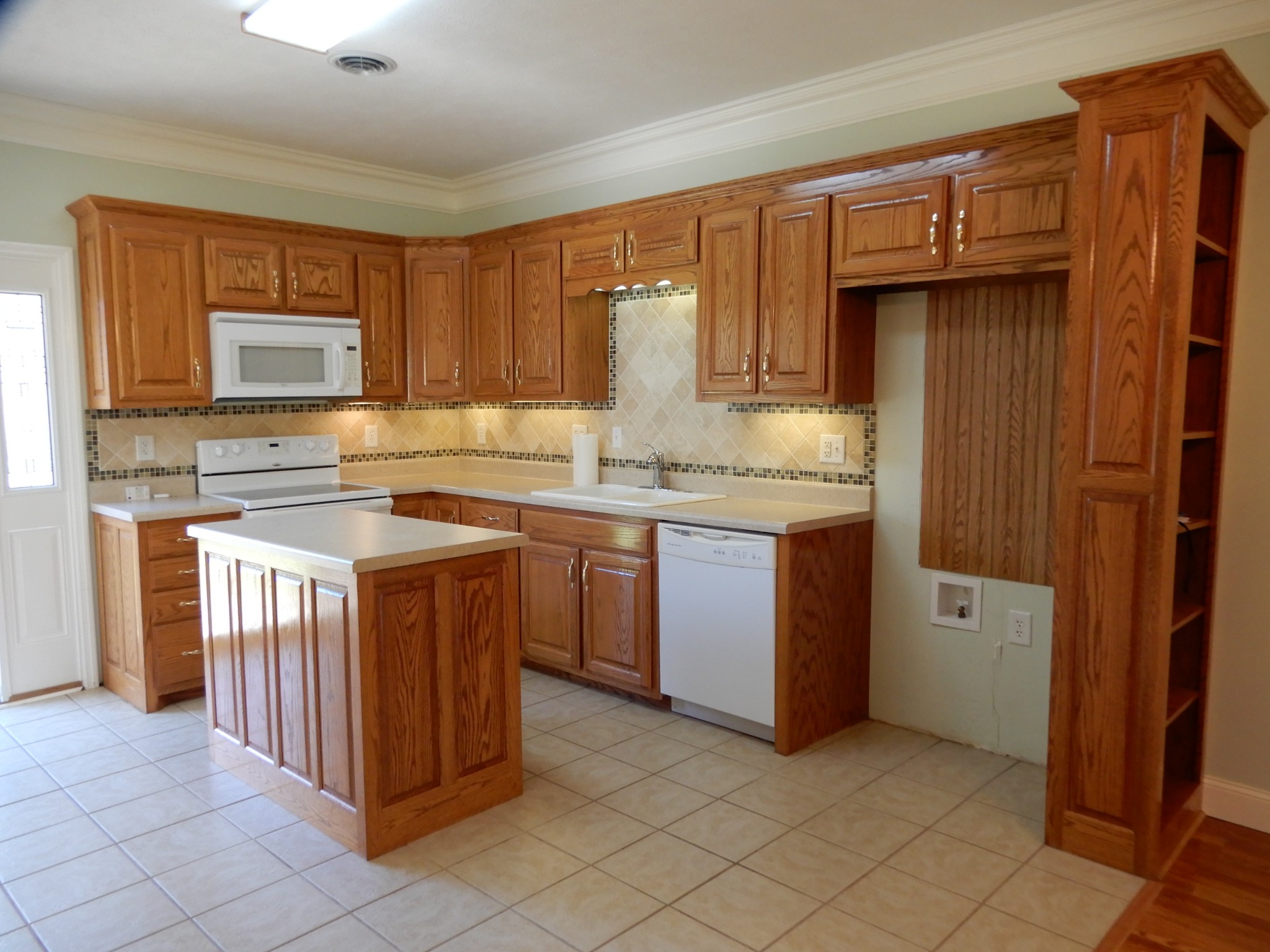 1926 Hunters Run Road Lewisburg, TN 37091 - Photo 35 of 50 Apartment Kitchen - appliances stay
