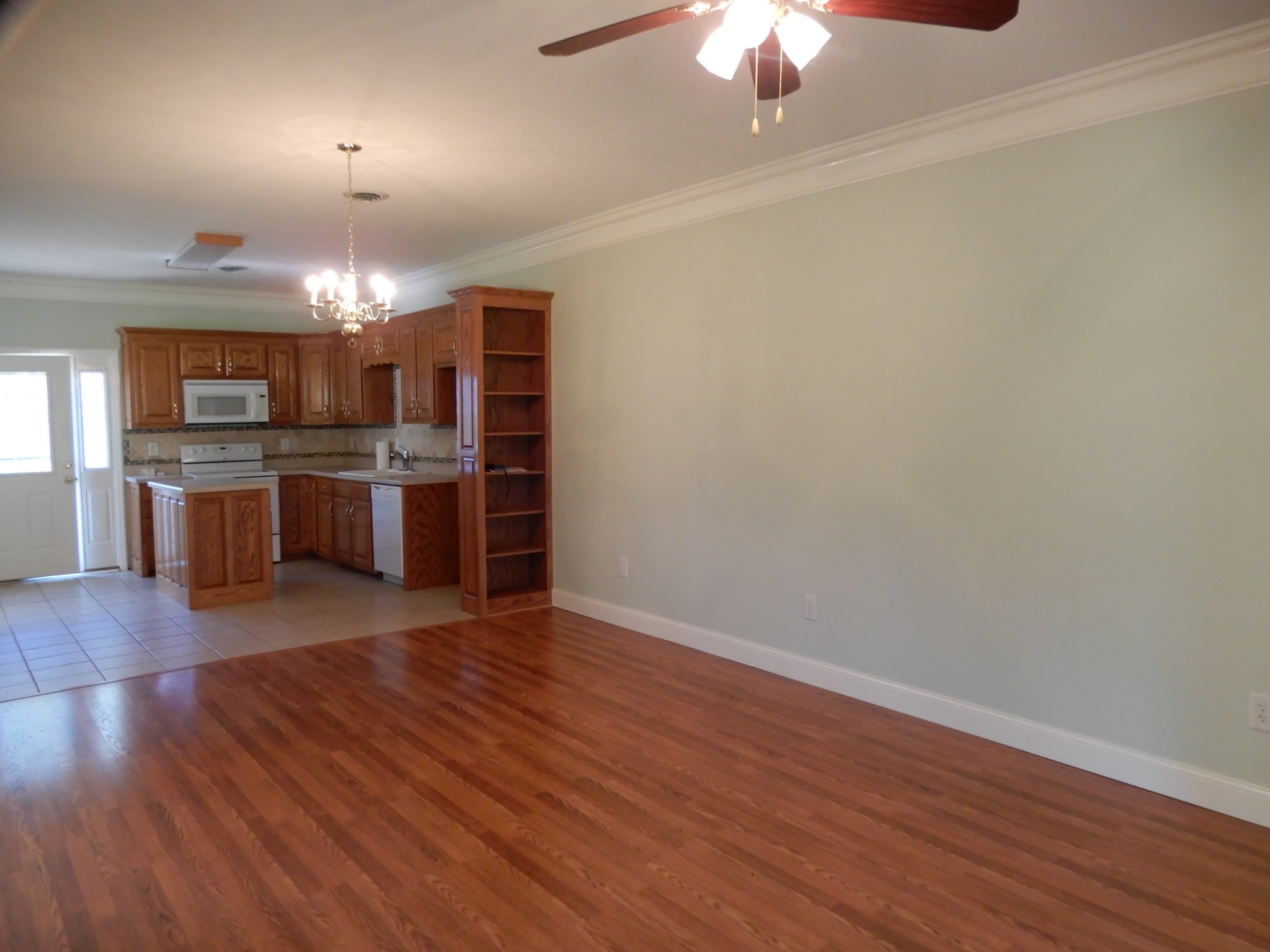 1926 Hunters Run Road Lewisburg, TN 37091 - Photo 37 of 50 Living room looking toward kitchen in apartment