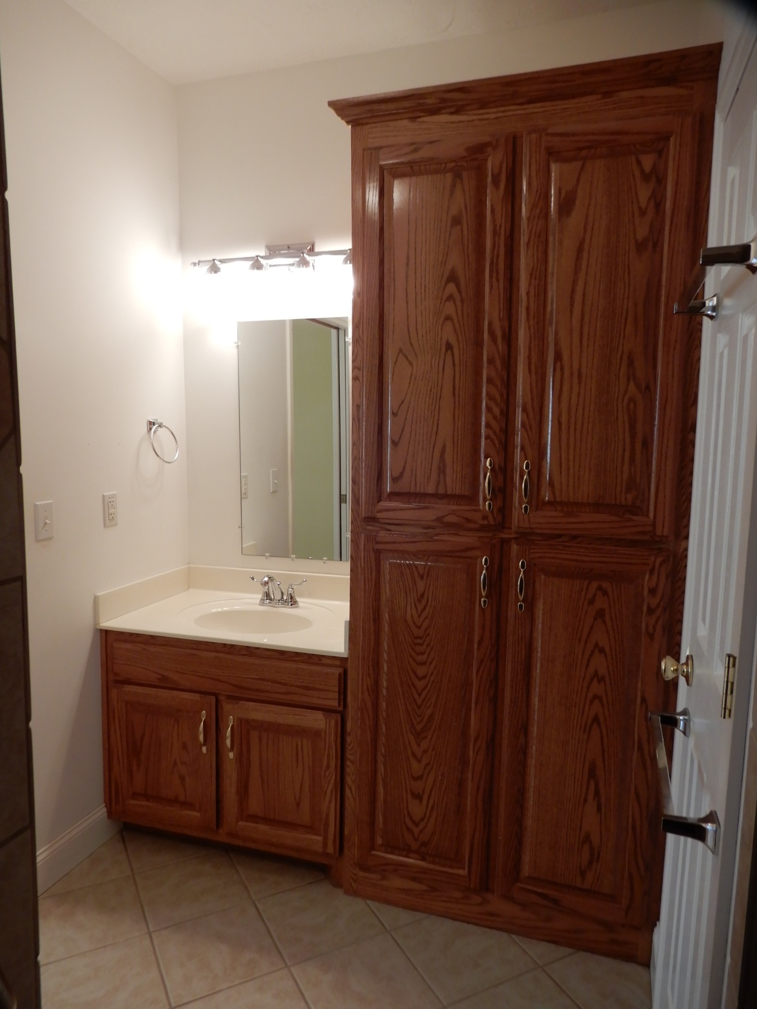 1926 Hunters Run Road Lewisburg, TN 37091 - Photo 46 of 50 Apartment bath