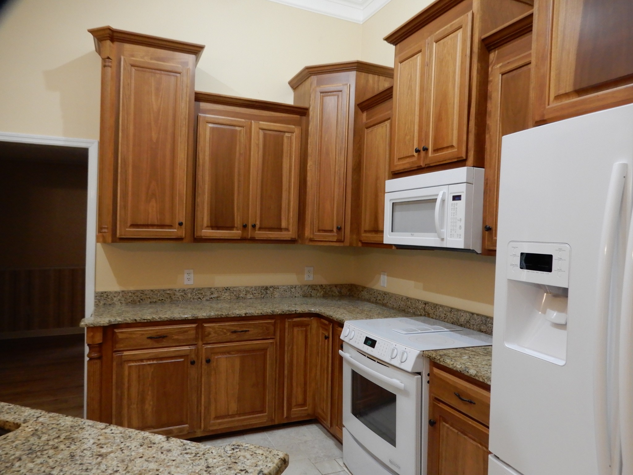 1926 Hunters Run Road Lewisburg, TN 37091 - Photo 9 of 50 Kitchen - appliances stay