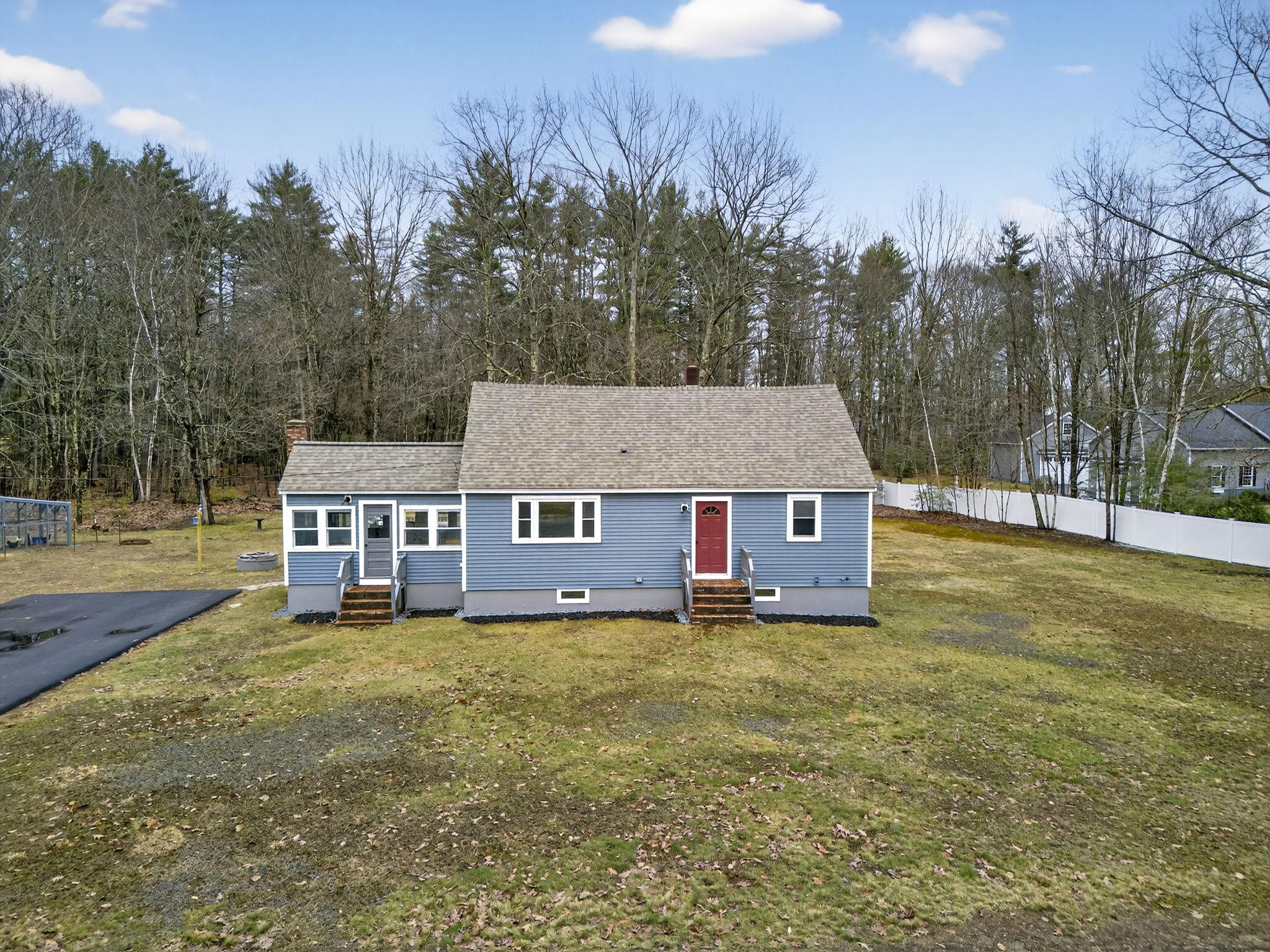 65 North River Road Epping, NH 03042 - Photo 4 of 55