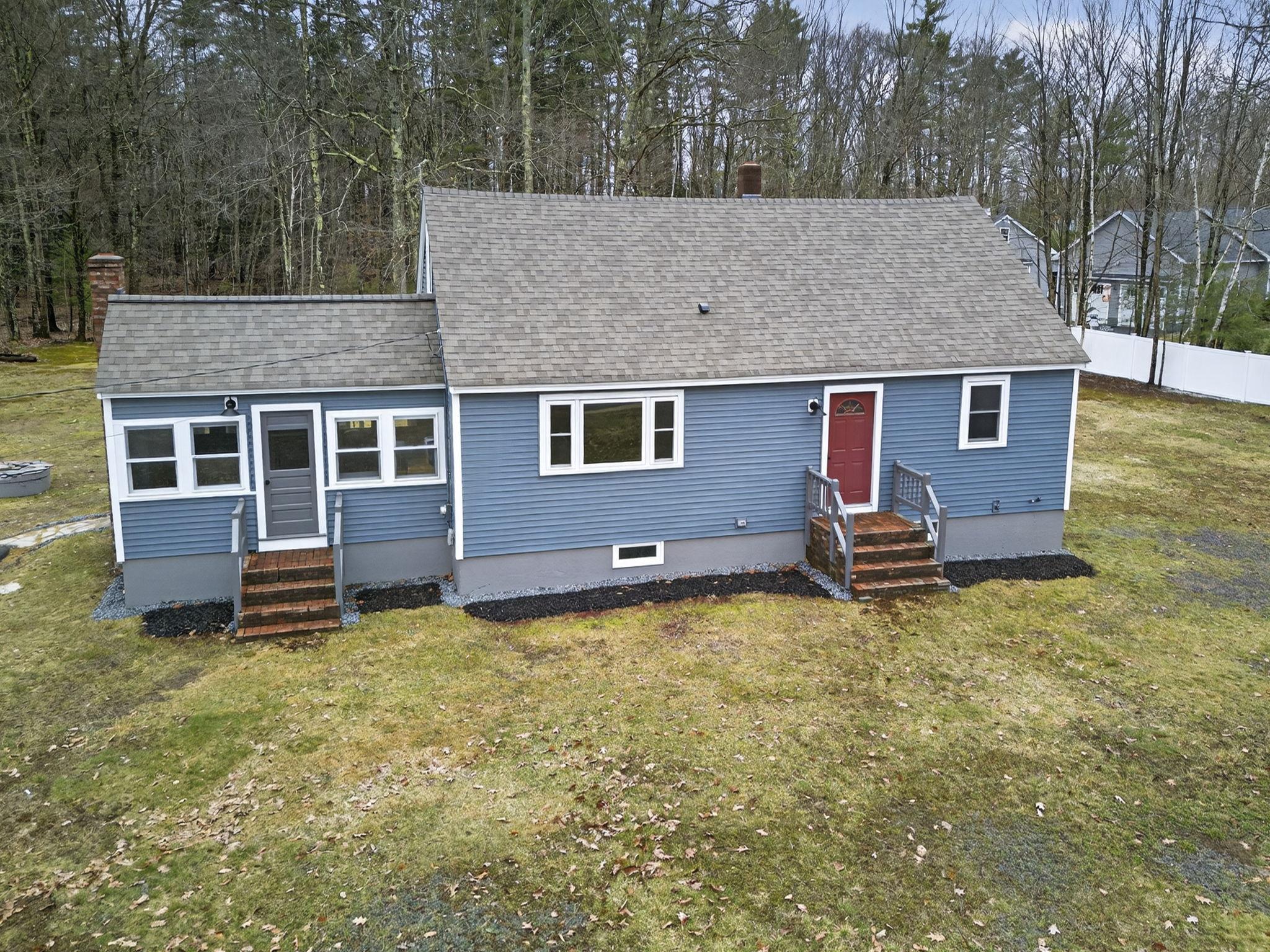 65 North River Road Epping, NH 03042 - Photo 5 of 55