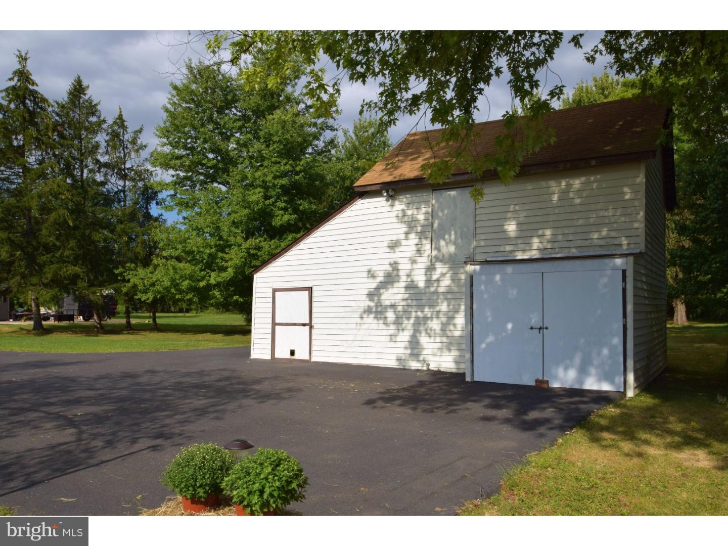 5079 Stump Road Pipersville, PA 18947 - Photo 22 of 25 Gallery Image 22