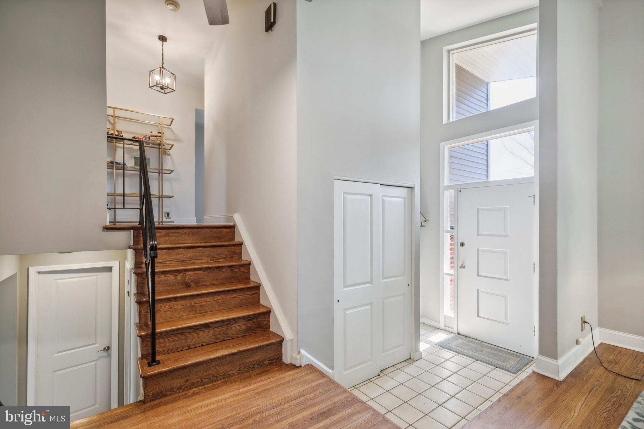 7 Narwyn Lane Narberth, PA 19072 - Photo 4 of 26