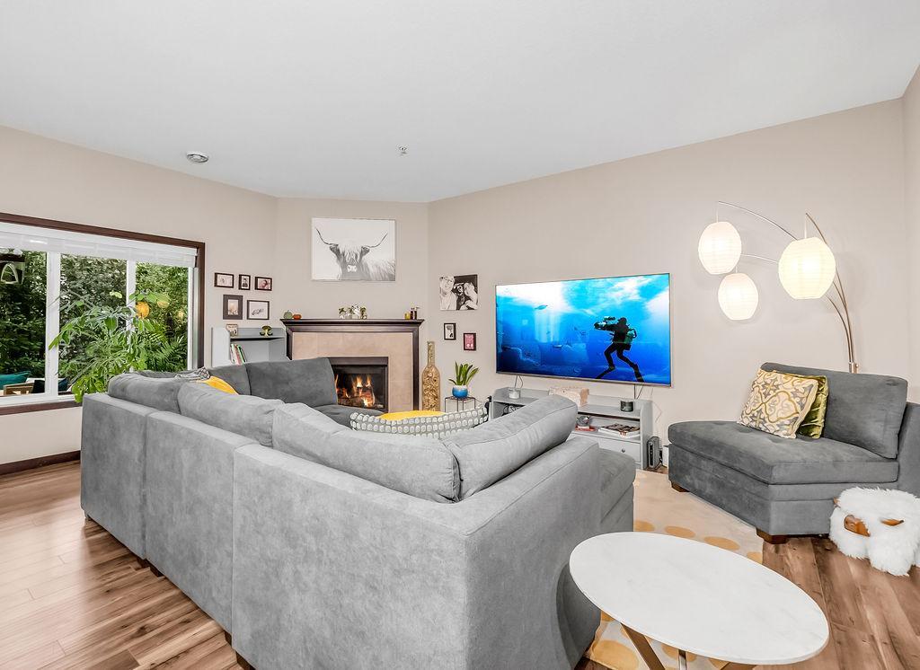 2560 County Rd H2 Mounds View, MN 55112 - Photo 13 of 35