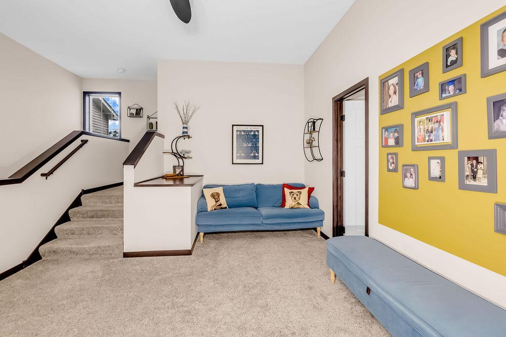 2560 County Rd H2 Mounds View, MN 55112 - Photo 19 of 35