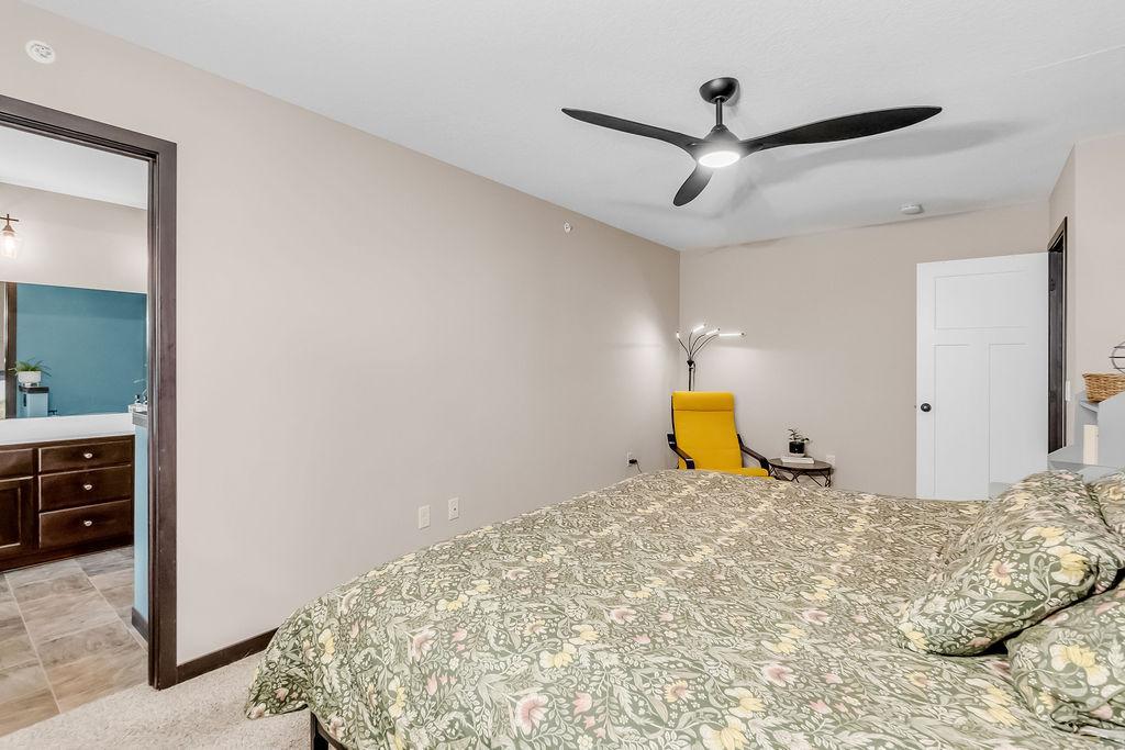 2560 County Rd H2 Mounds View, MN 55112 - Photo 25 of 35