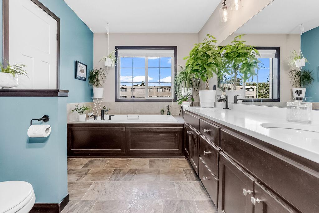 2560 County Rd H2 Mounds View, MN 55112 - Photo 27 of 35