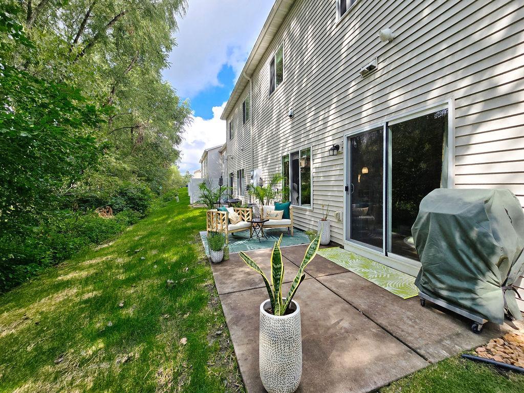 2560 County Rd H2 Mounds View, MN 55112 - Photo 32 of 35